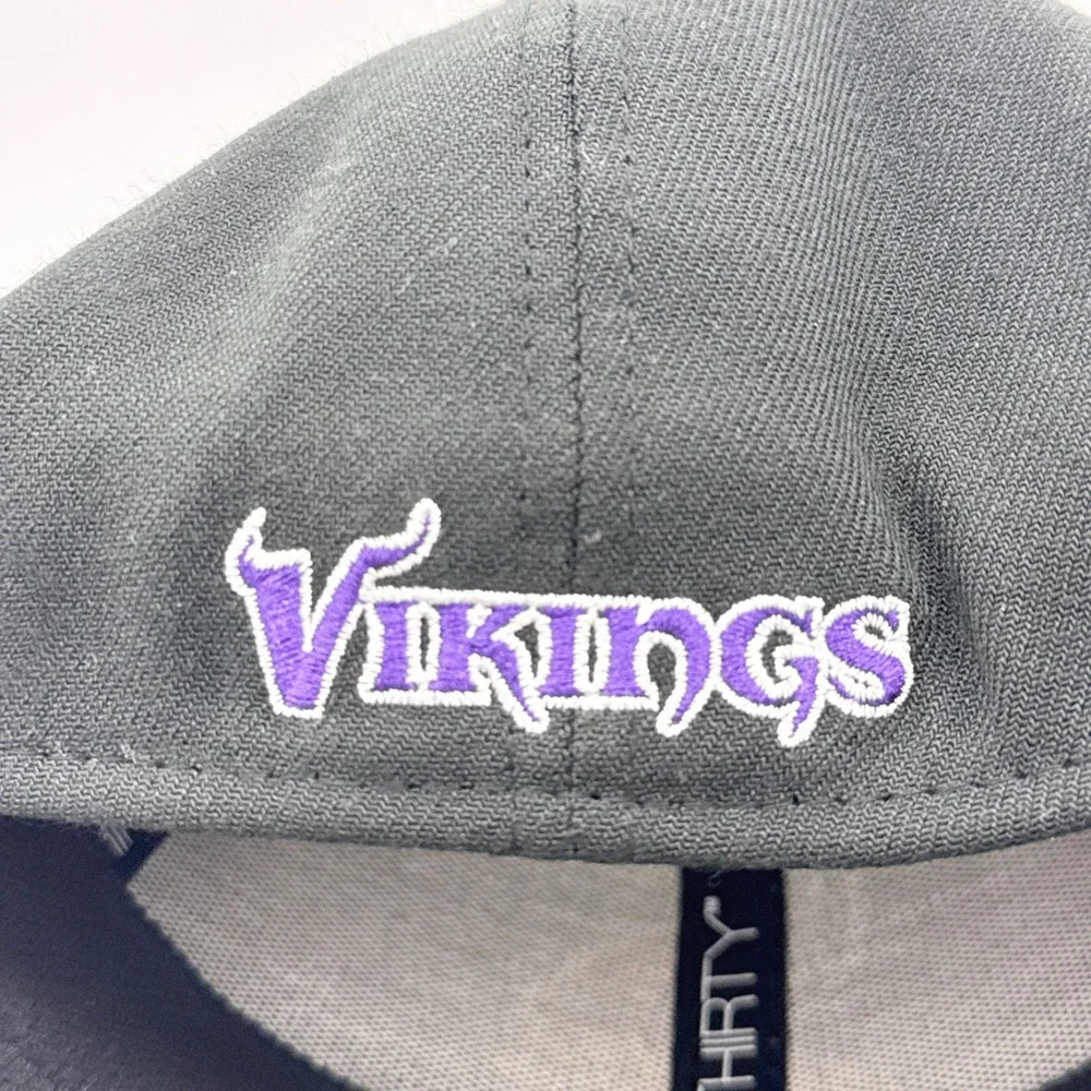New‎ Era Hat Mens Medium-Large Minnesota Vikings Black 39Fifty NFL Stretch Fit